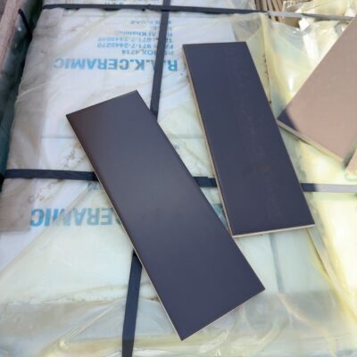 PALLET OF MATTE BROWN TILE 100MM X 300MM, #20