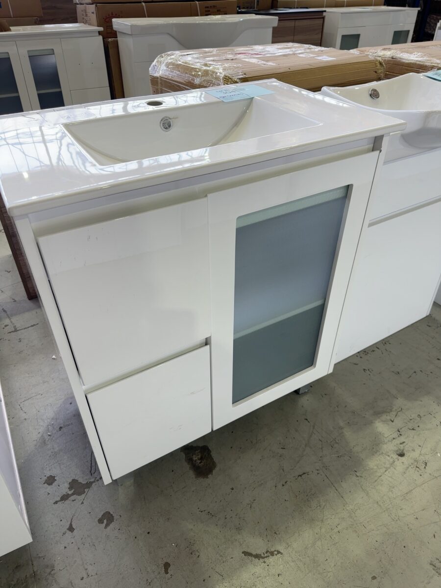 NEW 750MM WHITE GLOSS VANITY WITH FINGER PULL DRAWERS ON LEFT AND SINGLE GLASS DOOR RIGHT, WITH WHITE CERAMIC TOP, 2 BOXES ON PICK UP, SH/SK7-750GL & UV31-750H-1TH