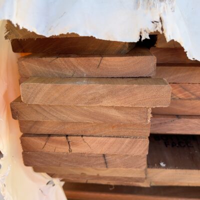 135X19 FEATURE GRADE SPOTTED GUM DECKING- (PACK CONSISTS OF RANDOM SHORT LENGTHS)